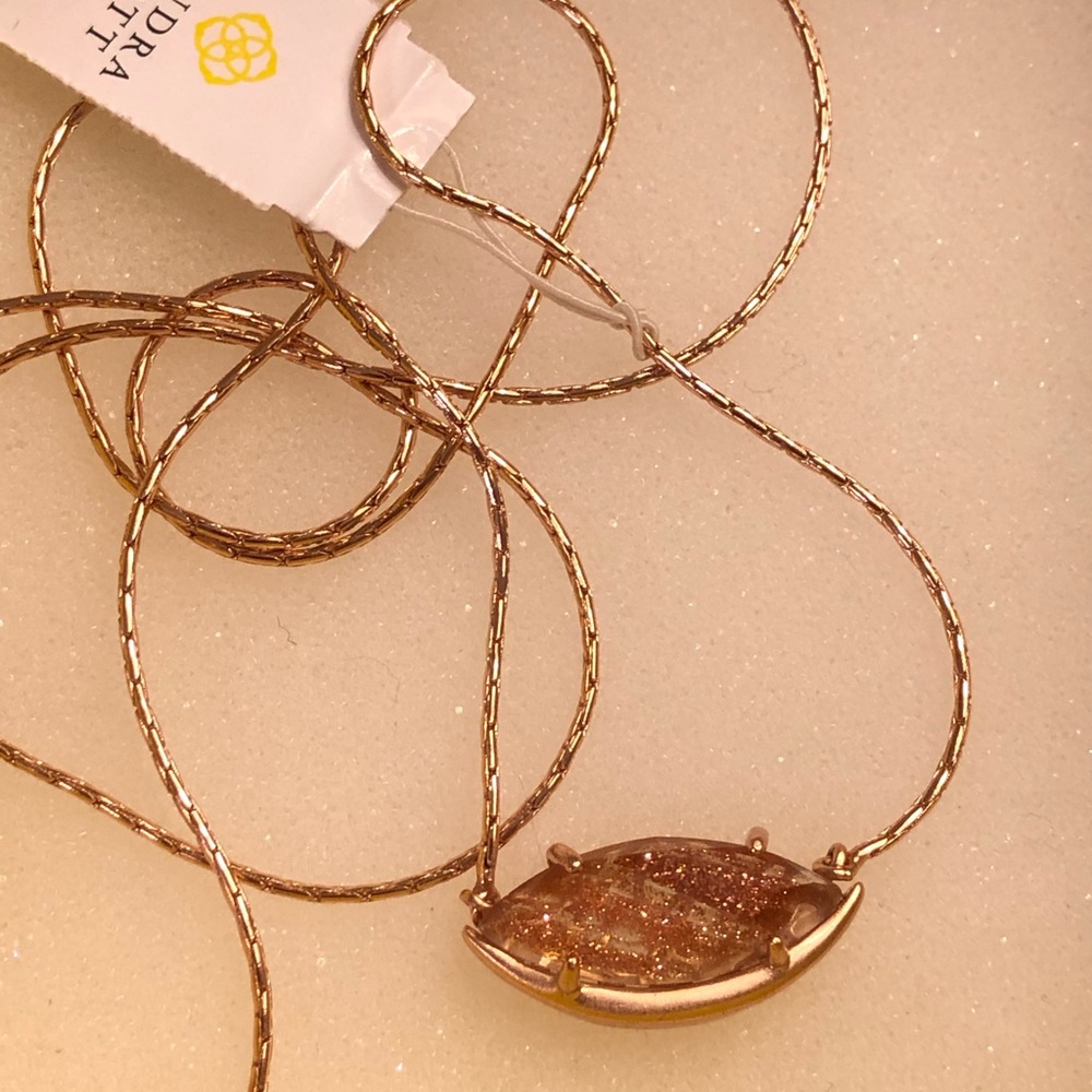 NWT Kendra Scott Meghan Necklace Gold Dusted Rose Gold GORGEOUS Adjustable! - Picture 5 of 14
